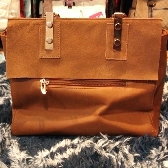 Two-toned Tan Leather & Suede Handbag/Purse with Golden Hardware - Picture 2 of 15